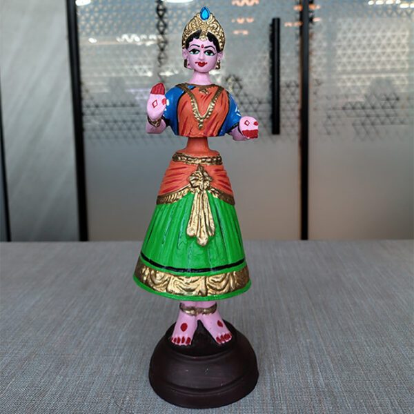 Thanjavur Dancing Beautiful Doll Rani Multicolor