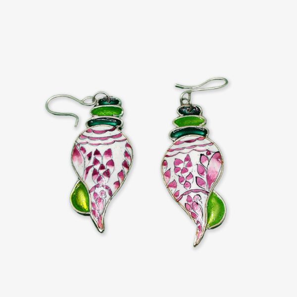 Banarasi Gulabi Meenakri Shell-Shaped Earring