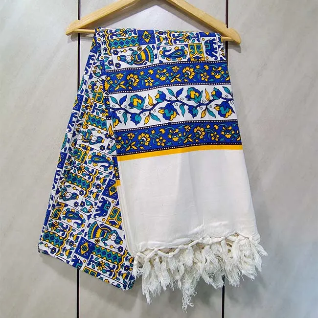 Pilkhuwa Traditional Motifs Bedsheet with Pillow Cover Set
