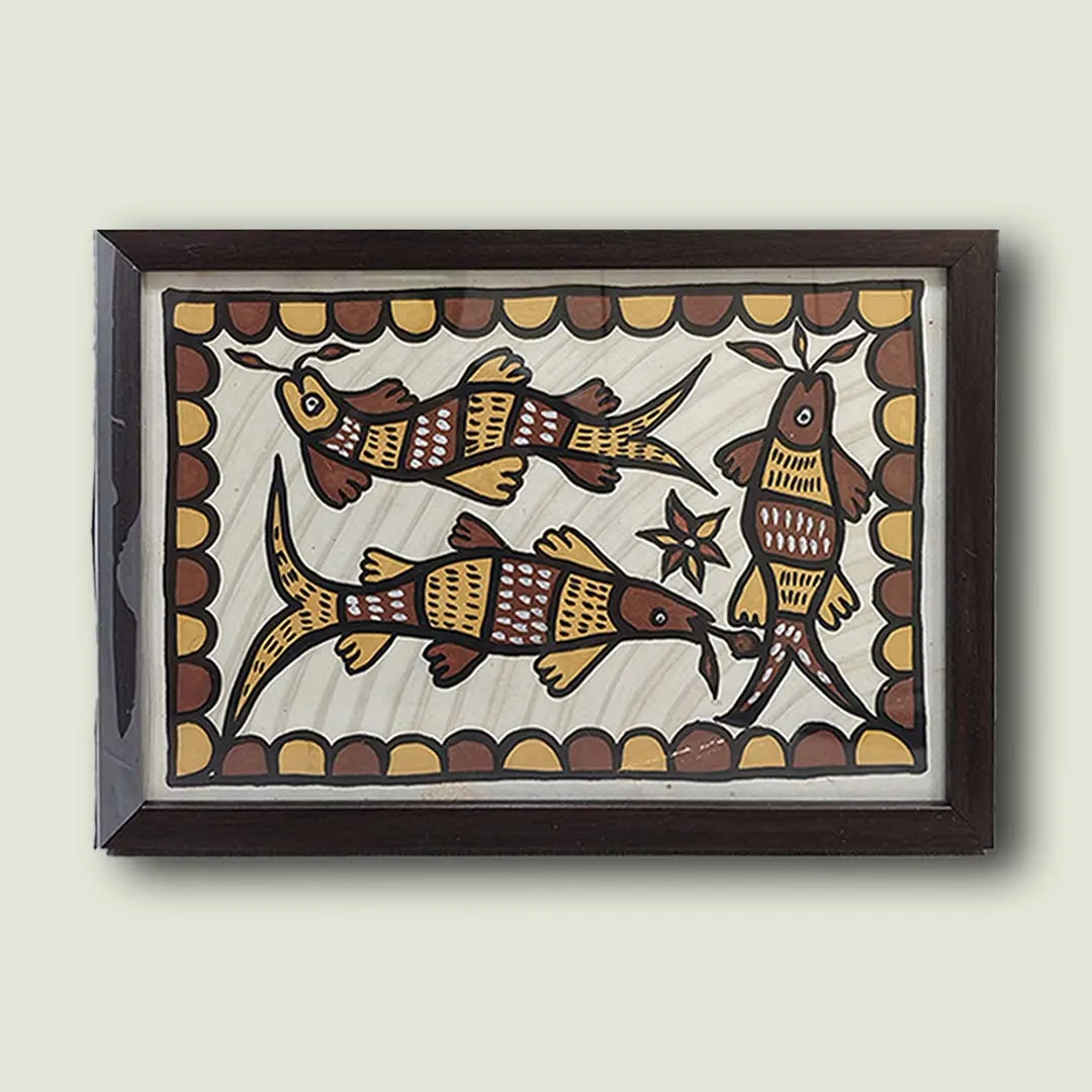 Handcrafted Sohrai Khovar Fish Motif Painting